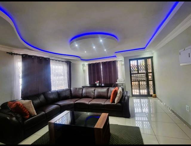 3 BEDROOM PROPERTY TO RENT IN MAHLASEDI PARK